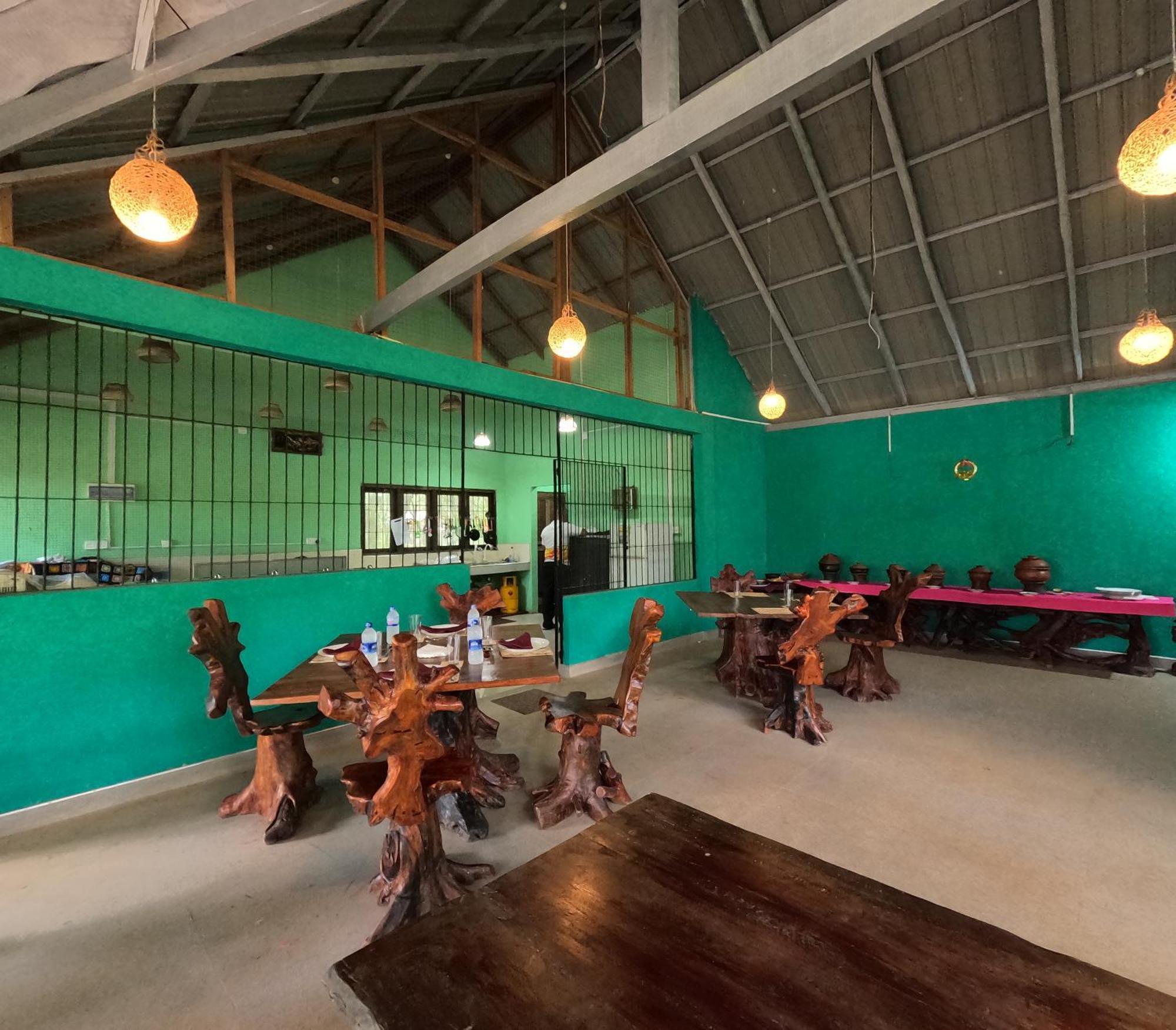 Spice Village Hotel & Restaurant Habarana Esterno foto
